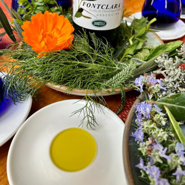 Tast sensorial d’olis d’oliva verge extra amb Iolanda Bustos - Imatge 2